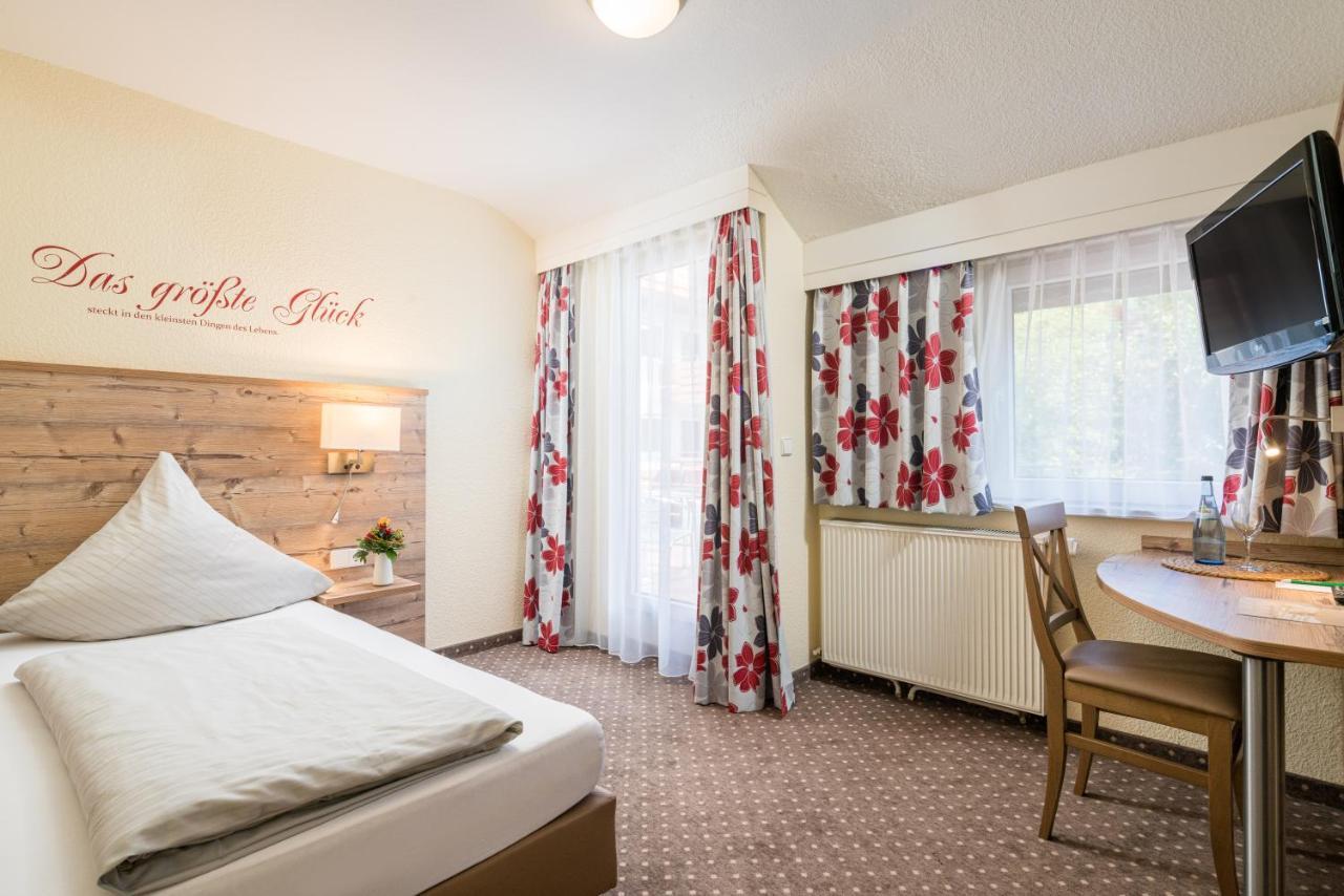 Hotel Waldachtal Eksteriør billede